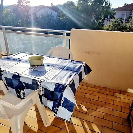 Avec Piscine Apartmán