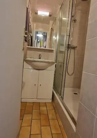 Avec Piscine 아파트 *
